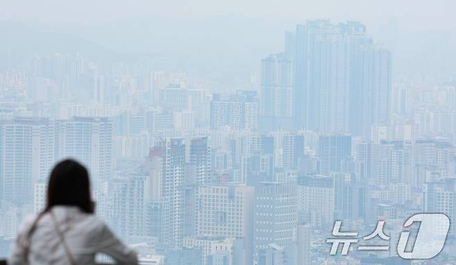 사진은 서울 남산에서 바라본 서울 아파트 단지의 모습. 2025.6.16/뉴스1 ⓒ News1 신웅수 기자