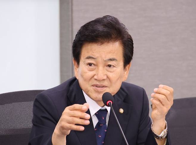 정동영 통일부 장관 후보자가 25일 오전 서울 여의도 국회 의원회관에서 열린 AI G3 강국 신기술 조찬 포럼에서 모두발언을 하고 있다. 사진=뉴시스