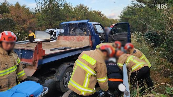 지난해 12월 3일 서귀포시 남원읍 하례리의 한 도로에서 발생한 교통사고 현장