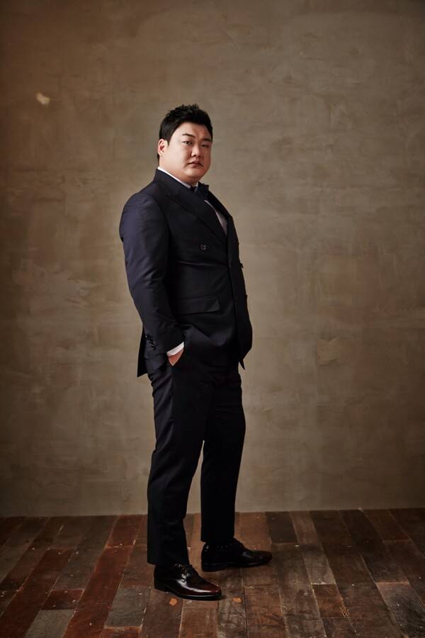 ▲ 김준현이 노래한 '녹턴'이 7월 4일 음원으로 공개된다. 김준현은 더하기 기억 프로젝트에 참여해 '녹턴'을 리메이크 했다. 제공|SM C&C