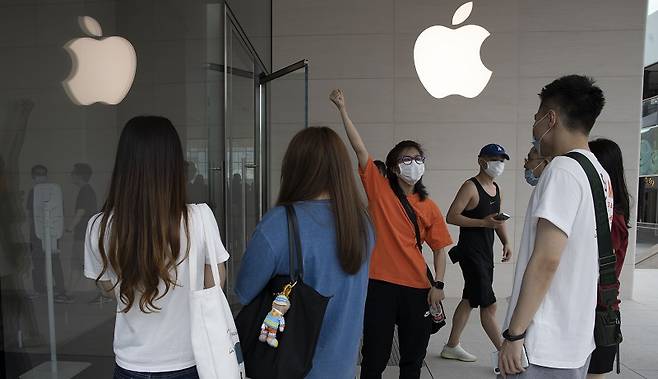 애플이 중국 시장에서 보조금을 지원하기 시작했다.[사진 | 뉴시스]