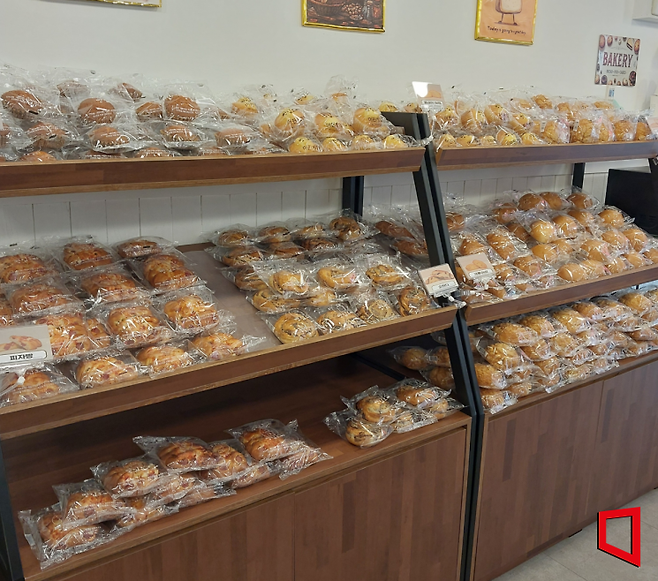 빵 대부분을 1000원에 판매하는 베이커리 매장 내부 모습. 허미담 기자 damdam@