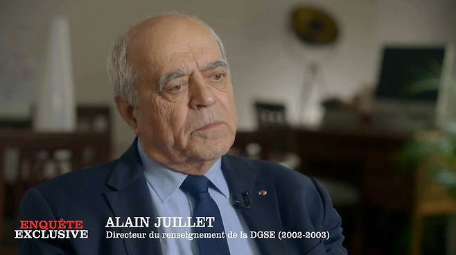 지난 1월 프랑스 공중파 방송 M6의 다큐멘터리에 나온 알랑 쥐예 전 프랑스 대외안보총국(DGSE) 경제 정보 담당 국장이 A320 실종사건에 대해 증언하고 있다. /M6 방송 캡처