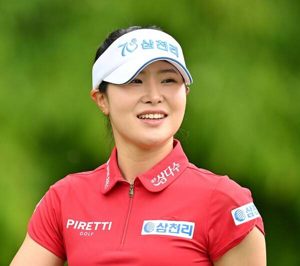 2025년 한국여자프로골프(KLPGA) 투어 맥콜·모나 용평 오픈 우승 경쟁에 뛰어든 고지우 프로. 사진제공=KLPGA