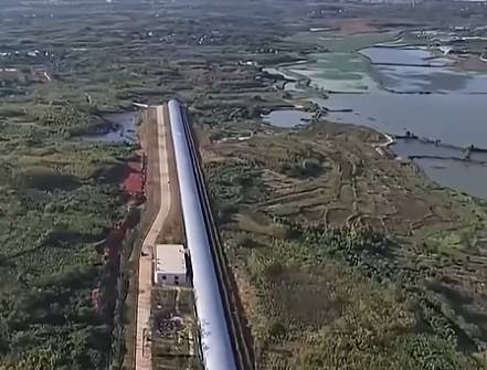 중국 둥후 실험실 연구진이 시속 650㎞로 자기부상열차를 가속한 시험 시설 전경. 둥후 실험실 제공