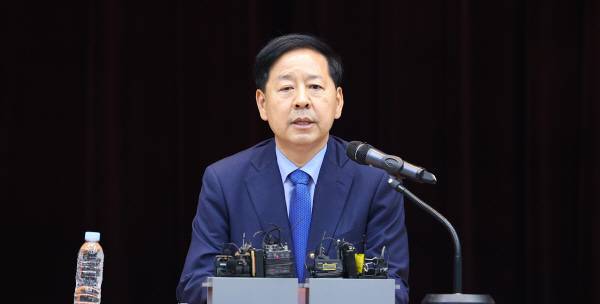 구윤철 경제부총리 겸 기획재정부 장관 후보자가 29일 서울 중구 예금보험공사 대강당에서 열린 기자간담회에서 발언하고 있다. 연합뉴스