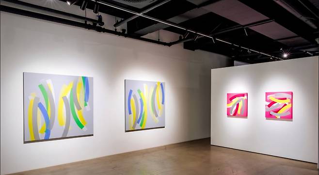 Installation view of "Ha Tae-im in Seven Stones Estate” at Seoul Auction (Courtesy of Seoul Auction)