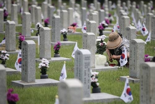 국립서울현충원 모습. 기사 내용과 직접적인 관련 없음. [사진 출처 = 연합뉴스]