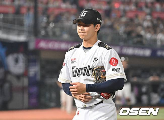 [OSEN=부산, 이석우 기자]  롯데 자이언츠 홍민기  / foto0307@osen.co.kr