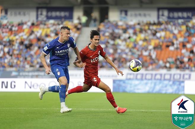 일류첸코(왼쪽).