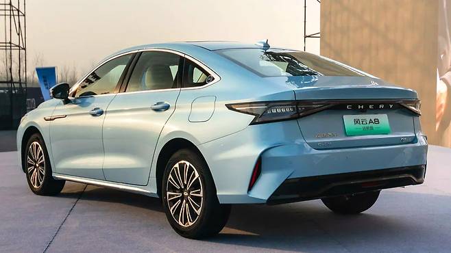 체리 2025년형 풀윈 A8