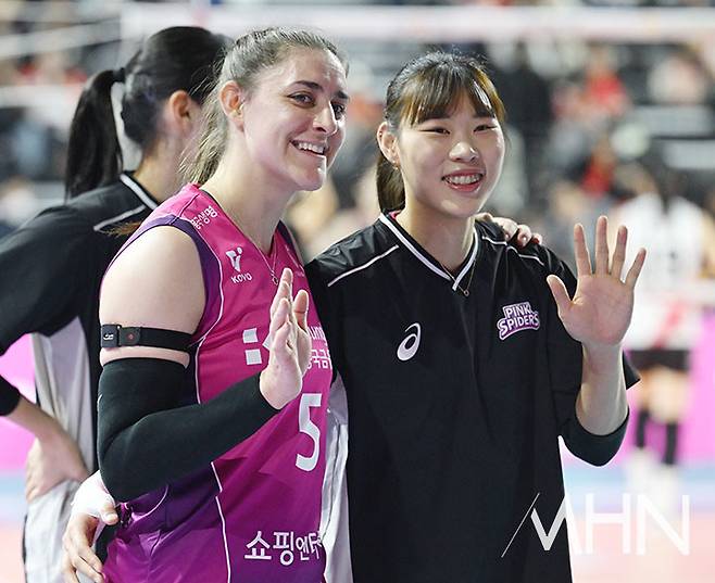 흥국생명 피치-정윤주