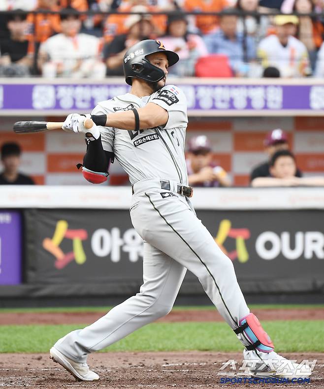 22일 대전 한화생명볼파크에서 열린 키움-한화전. 2회말 2사 1, 2루 리베라토가 안타를 치고 있다. 대전=정재근 기자 cjg@sportschosun.com/2025.6.22/