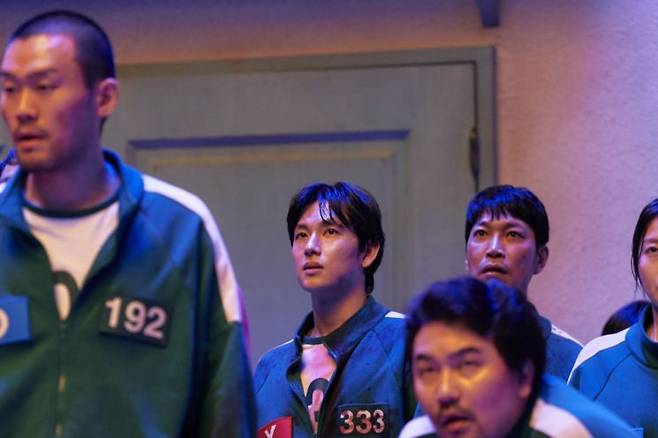 '오징어게임3'에서 명기(임시완)가 허공을 응시하는 장면. 넷플릭스