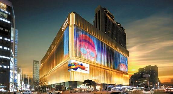 롯데백화점 부산본점, 프리미엄 아울렛 동부산점 등이 차별화 콘텐츠로 지역 발전에 기여하고 있다. [사진 롯데쇼핑]