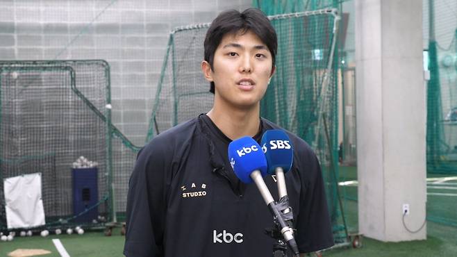 ▲ 경기를 마친 뒤 취재진과 인터뷰하는 이의리