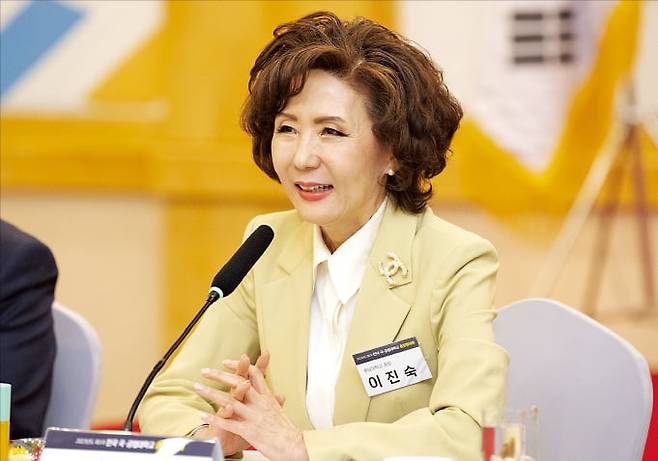 이진숙 교육부 장관 후보자가 2023년﻿ 전국국공립대총장협의회에서 개회사를 하고 있다.   충남대 제공