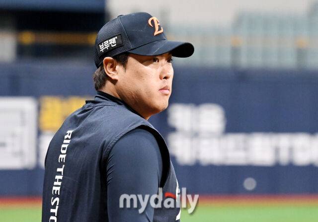 류현진은 레전드 SSG 미치 화이트 완벽투 후 존경 표현