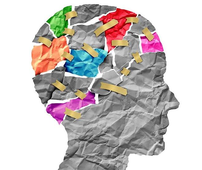 규칙적인 운동을 해도 앉아 있는 시간이 길면 뇌가 더 빨리 위축되고 기억력 등 인지 기능이 감퇴할 수 있다는 연구 결과가 나왔다. 게티이미지뱅크