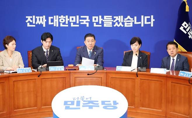 김병기 더불어민주당 대표 직무대행 겸 원내대표가 30일 서울 여의도 국회에서 열린 최고위원회의에서 발언하고 있다. ⓒ연합뉴스