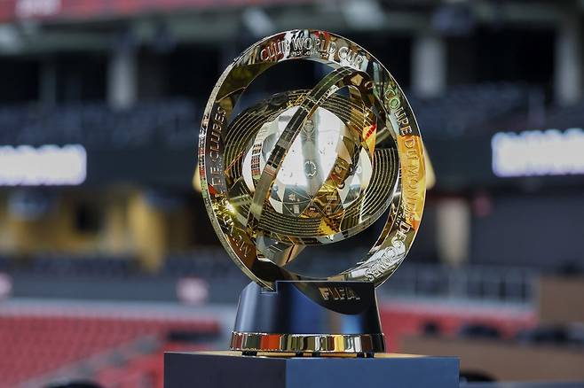 모로코가 2029 클럽월드컵 유치 희망 의사를 보였다. 현재 미국에서 진행 중인 2025 클럽월드컵이 흥행가도를 달린 게 원인으로 지목된다. AP뉴시스