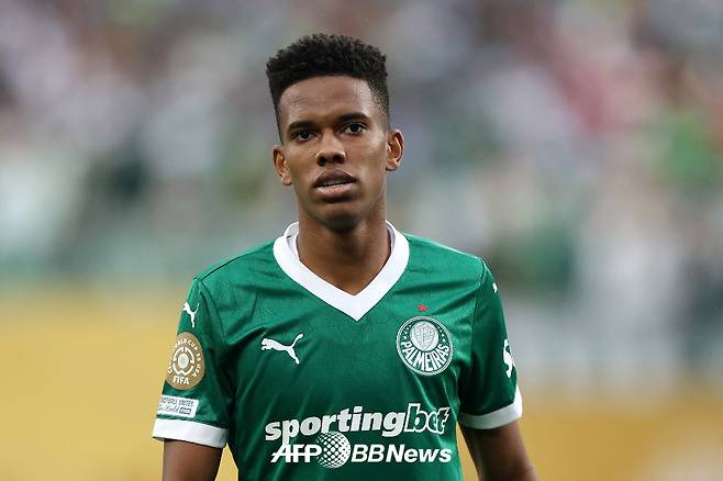 2025 국제축구연맹(FIFA) 클럽 월드컵을 마친 뒤 첼시로 이적하는 2007년생 공격수 이스테방 윌리안. /AFPBBNews=뉴스1