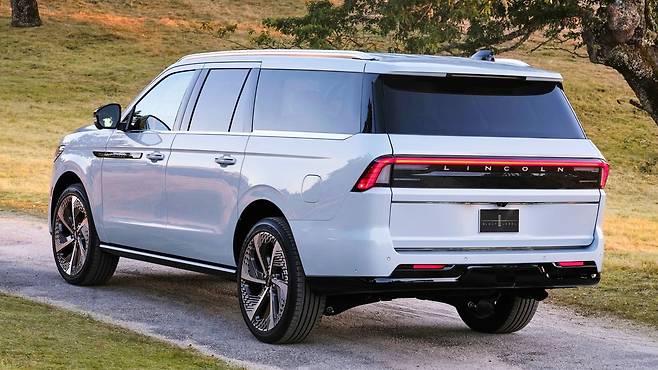 링컨 네비게이터