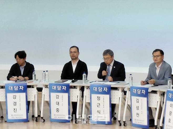 정근식 서울시교육감이 1일 서울시교육청교육연구정보원에서 열린 ‘미래 사회를 위한 교육, 대입 정책 포럼’에 참석해 발언하고 있다. (사진=김응열 기자)