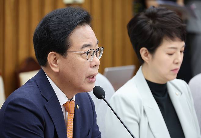 송언석 국민의힘 원내대표와 김은혜 정책수석부대표 [연합]