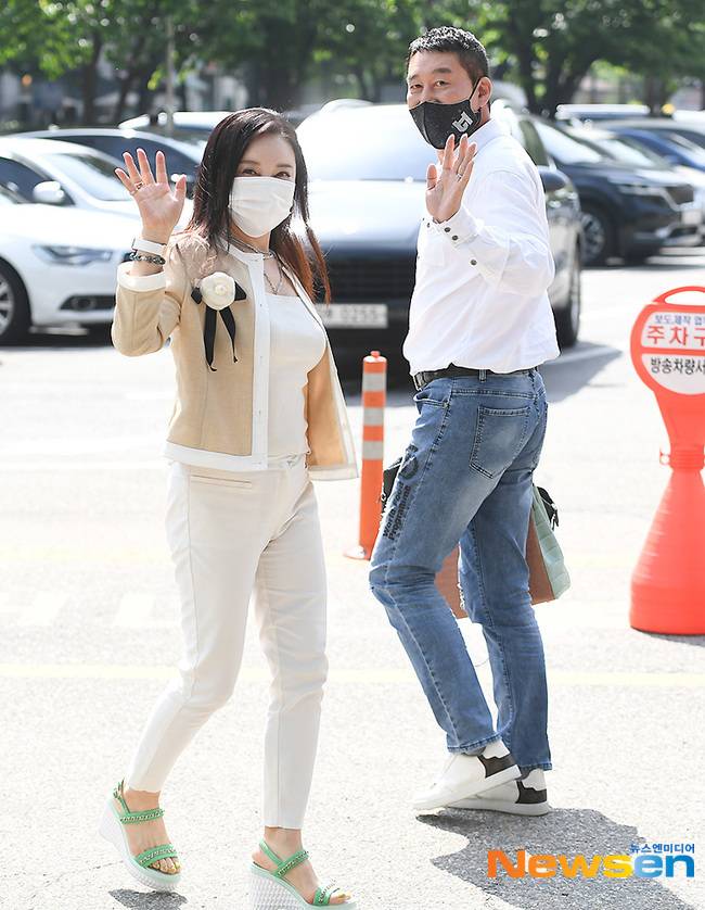 최란 이충희, 뉴스엔DB