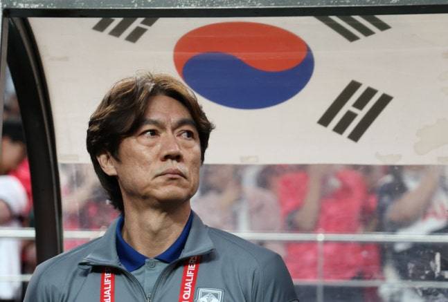 ▲ 지난달 23일 대한축구협회가 동아시안컵 명단을 1차 발표했을 때 기준으로 '뉴페이스' 7인 가운데 무려 4명이 수비수였다. 홍명보 감독 고민이 어느 곳을 향해 있는지가 읽히는 대목이다. 홍 감독은 유럽·북미 지역 해외파를 배제한 이번 동아시안컵에서 옥석 가리기에 나선다. ⓒ 연합뉴스