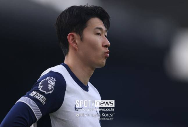 ▲ 이번 여름 손흥민은 또 다시 이적설 중심에 서 있다. 오일머니로 무장한 사우디아라비아 구단들이 2년 만에 손흥민 영입을 위해 발벗고 나섰다. 여기에 미국메이저리그사커 소속의 LA FC가 관심을 보여 안갯속으로 흐르고 있다.