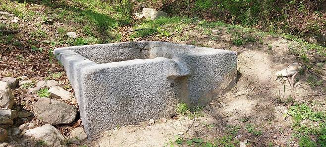 보문산 승병훈련 사찰 보문사지의 석조./사진=박헌오 고문 제공