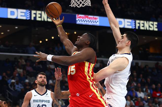 애틀란타에서 뛰던 카펠라도 휴스턴에 합류했다. 휴스턴은 알페렌 센군, 스티브 아담스에 이어 또 한 명의 수준급 센터를 보유하게 됐다. 사진 | Imagn Images 연합뉴스