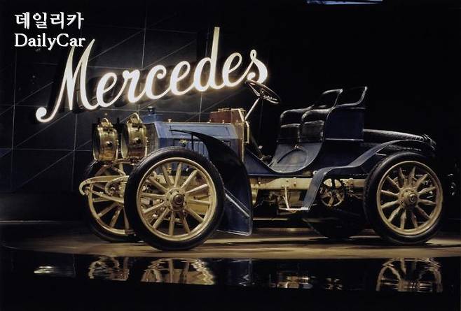 메르세데스-벤츠 박물관 (메르세데스 심플렉스 Simplex. 1902)