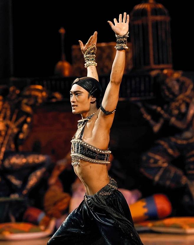 <셰헤라자데>에서 김기민.  ⓒAlexander Neff