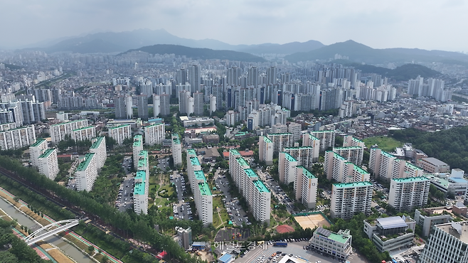 서울 마포구 ‘성산시영’ 아파트 [안경찬PD]