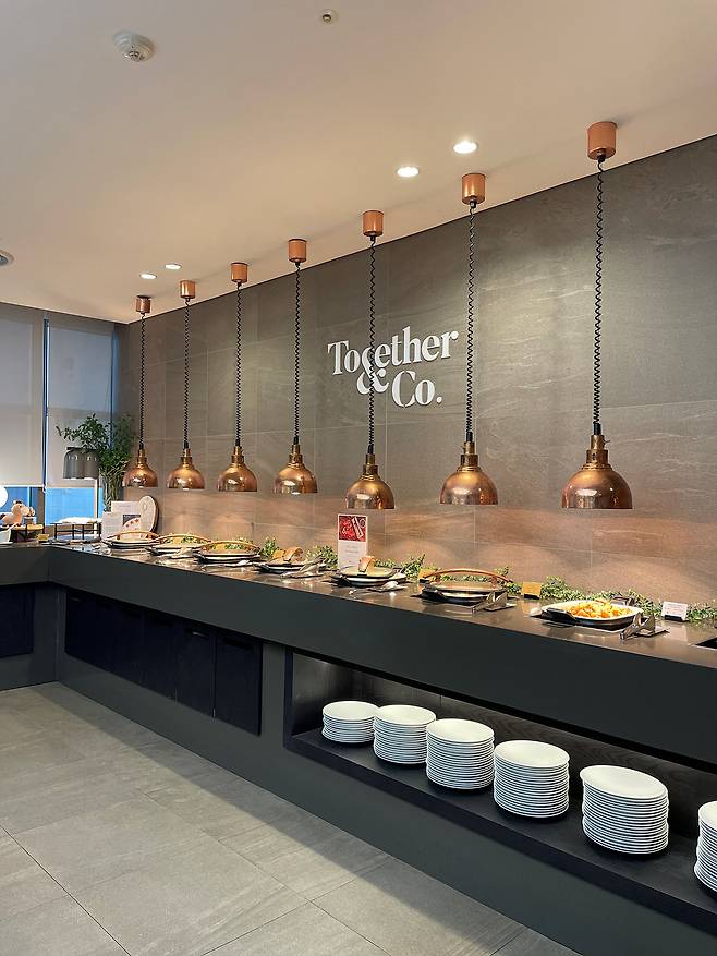 힐튼가든인 서울강남 뷔페 레스토랑 투게더앤코.