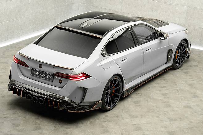 만소리, BMW M5를 위한 튜닝 패키지 공개