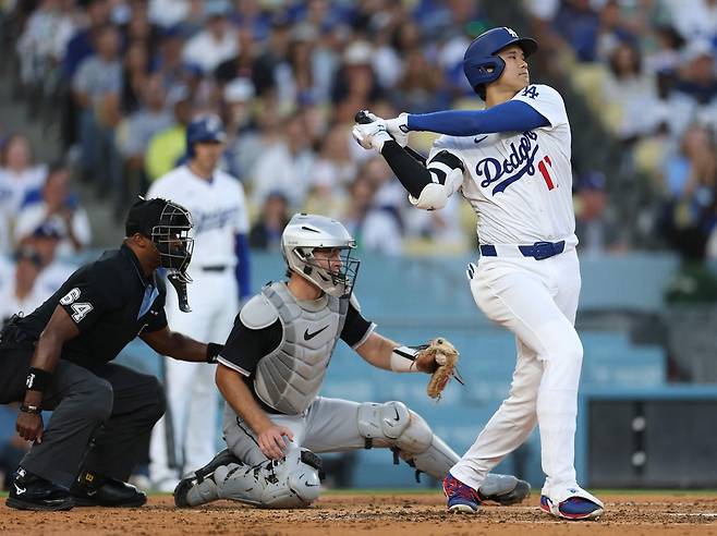 LA 다저스 오타니가 2일 시카고화이트삭스전에서 2회말 타격을 하고 있다. AFP연합뉴스