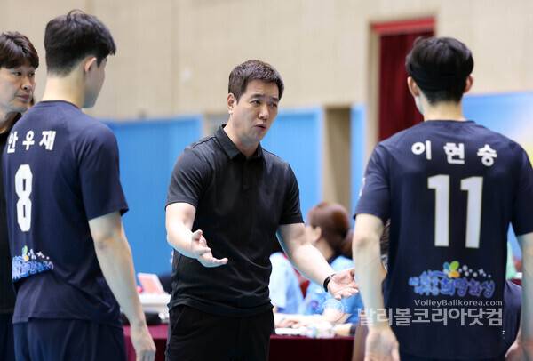 화성시청 임태복 감독.