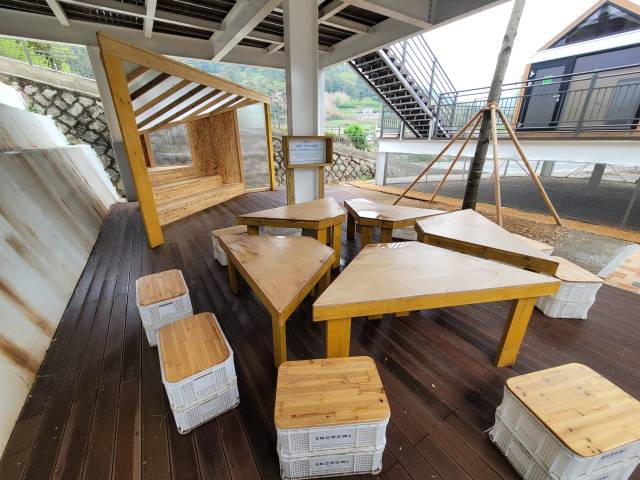 남해 ‘덕신야영장’ 하늘숲데크.