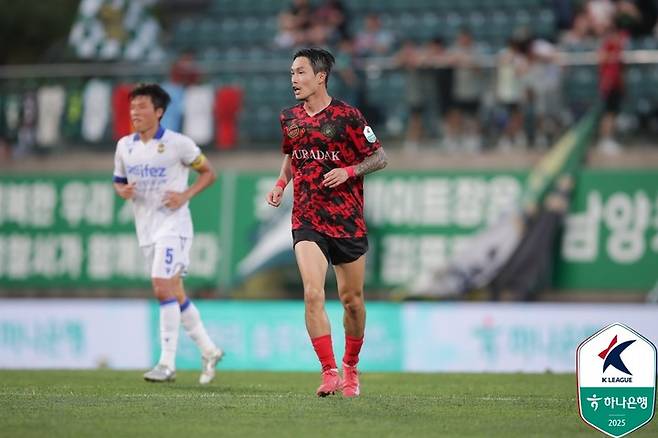 29일 김포솔터축구장에서 열린 인천과 경기에 출전한 김포 공격수 박동진