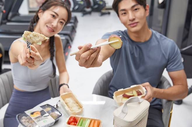 근육을 제대로 키우려면 규칙적인 근력 운동과 함께 질 좋은 단백질 섭취가 반드시 병행되어야 한다. [사진= 게티이미지뱅크]