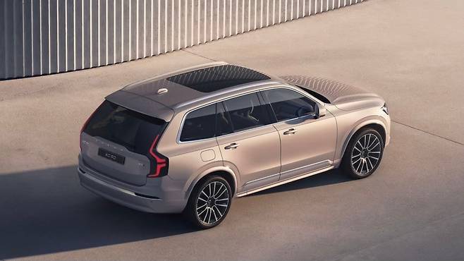 볼보 XC90