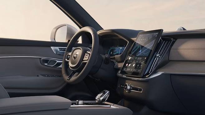 볼보 XC90