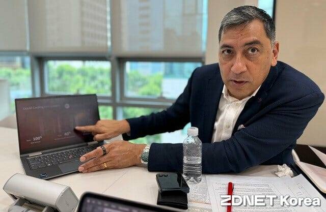 넵튠 솔루션을 소개하는 수미르 바티아 사장. (사진=지디넷코리아)