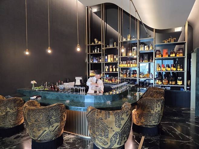 디아드 멤버스 라운지에 있는 칵테일 바./사진=박수림 기자