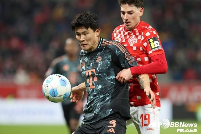 ‘90min’은 “베이가는 김민재가 올 여름 뮌헨을 떠날 때 본격적인 영입 대상으로 떠오를 것이다. 뮌헨 보드진은 김민재를 잠재적인 매각 후보로 평가하고 있으며 합리적인 제안이 들어올 경우 이적을 막지 않을 것이다”라고 바라봤다. 사진=AFPBBNews=News1