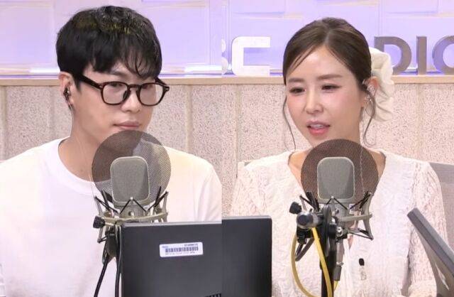 / MBC FM4U '정오의 희망곡' 보이는 라디오 캡처